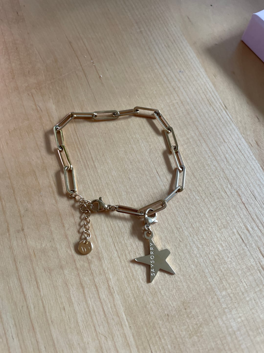 Customer photo review of Geschenk: »Ich bin stark« Blockadenlöser-Armband in Gold inkl. abgebrochenem Stern