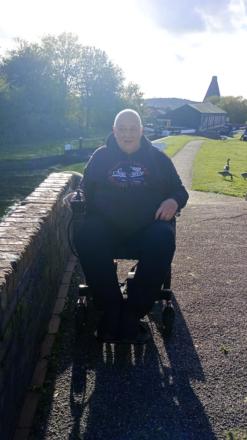 Customer photo review of Folding Lightweight Powerchair | Wide-Seat Freedom Pro ST