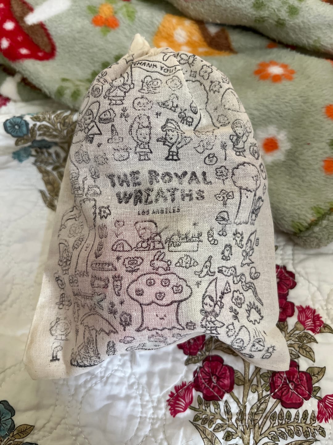 Customer photo review of Free Ink-Stamped Royal Keepsake Dust Bag