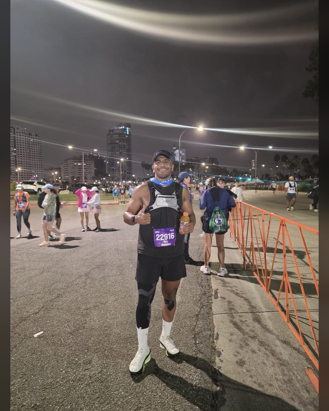 Customer photo review of Compression Sleeves V2 for Knees and Legs