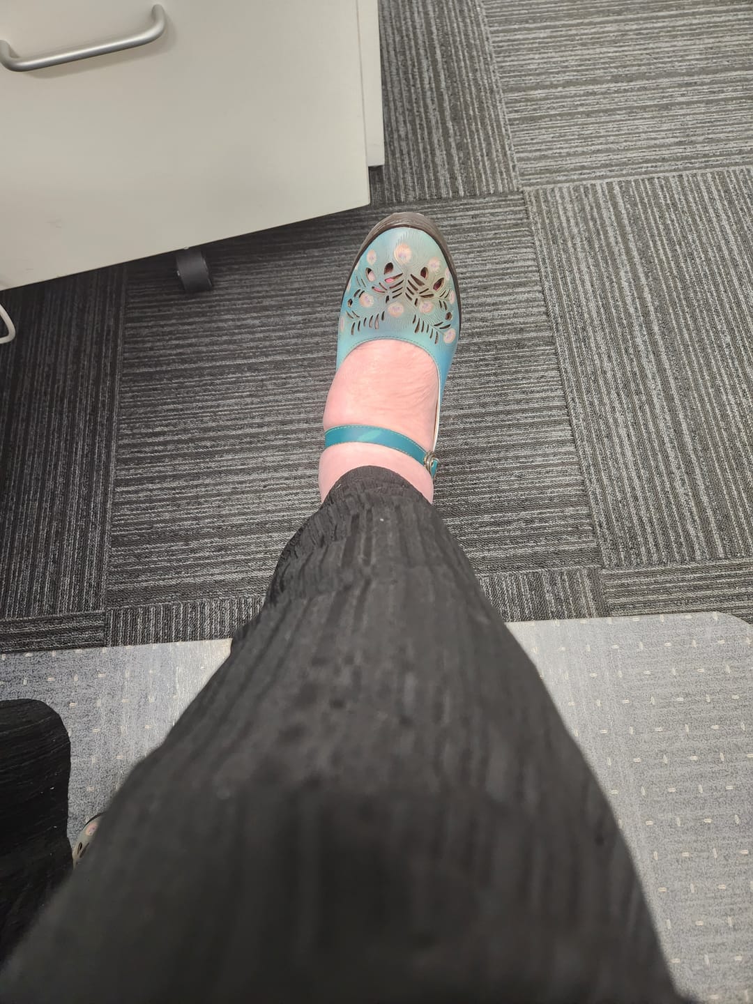 Customer photo review of Peacock-Inspired Leather Mary Jane Pumps