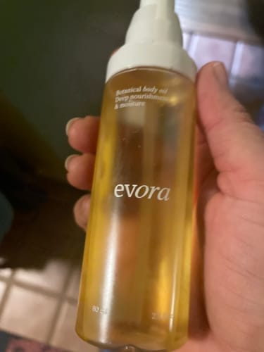 Customer photo review of Botanical Body Oil™