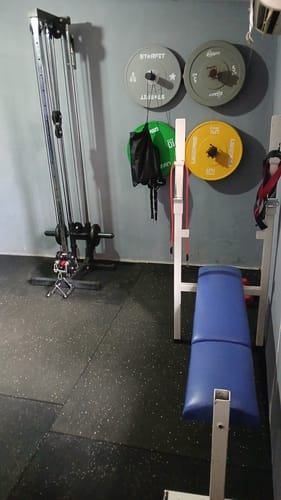 Customer photo review of Rack Pared para Discos Olímpicos IRONSIDE