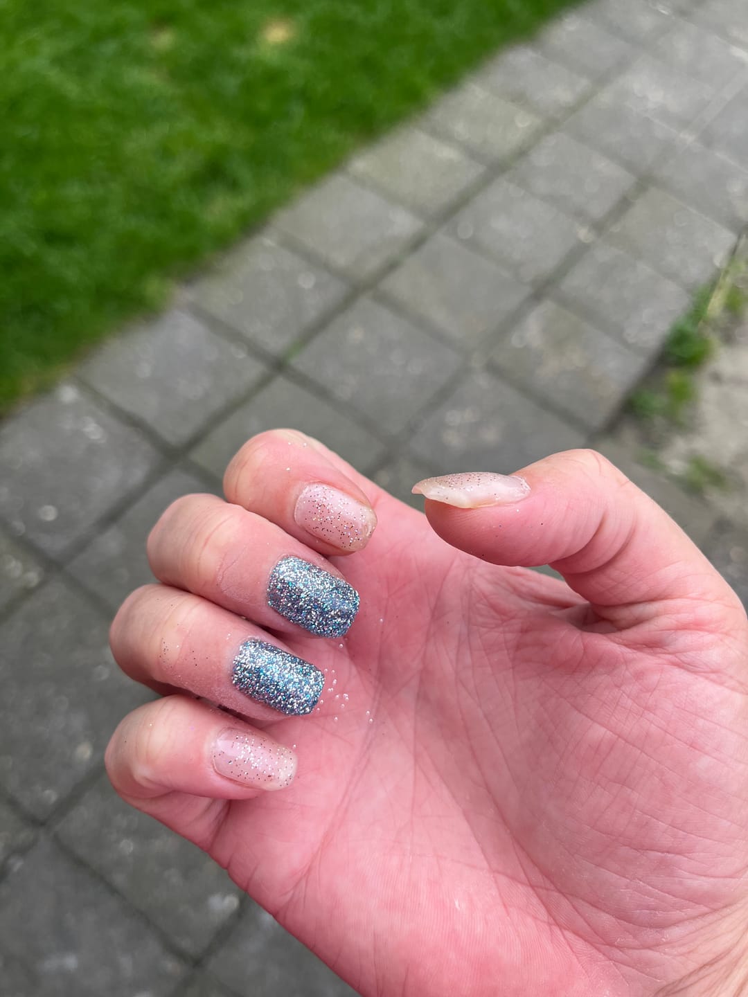 Customer photo review of Glowdip Alles-in-één Manicure Set