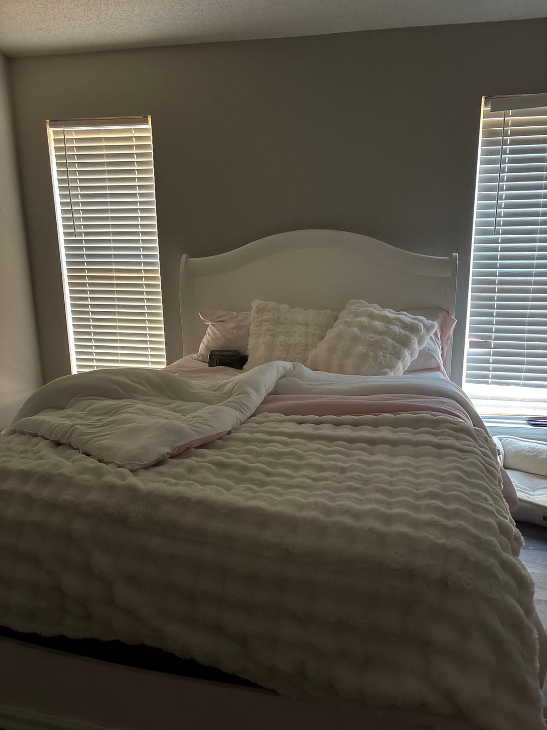 Customer photo review of MarshMellow Comforter