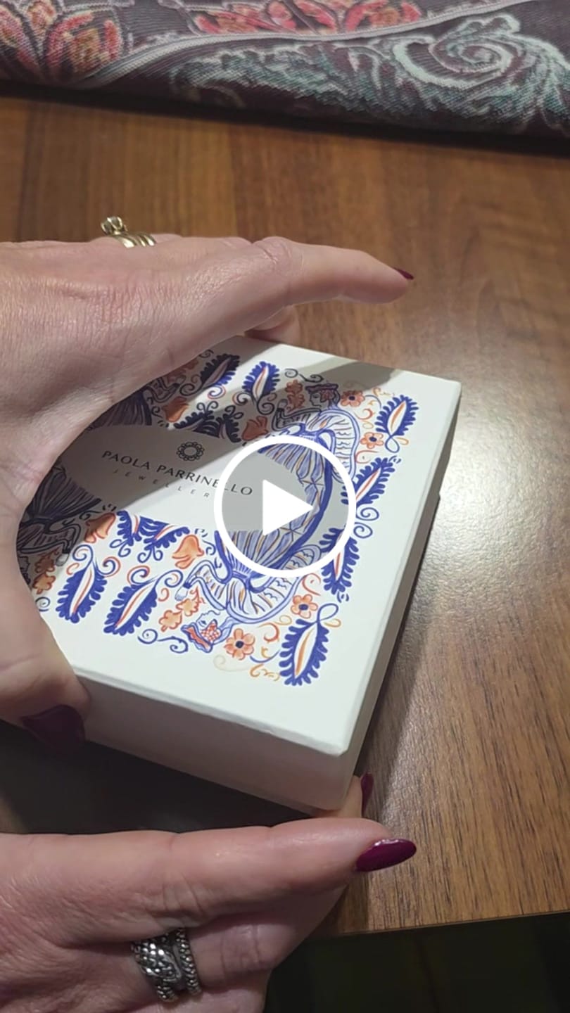 Customer video review of Orecchini Mago Merlino