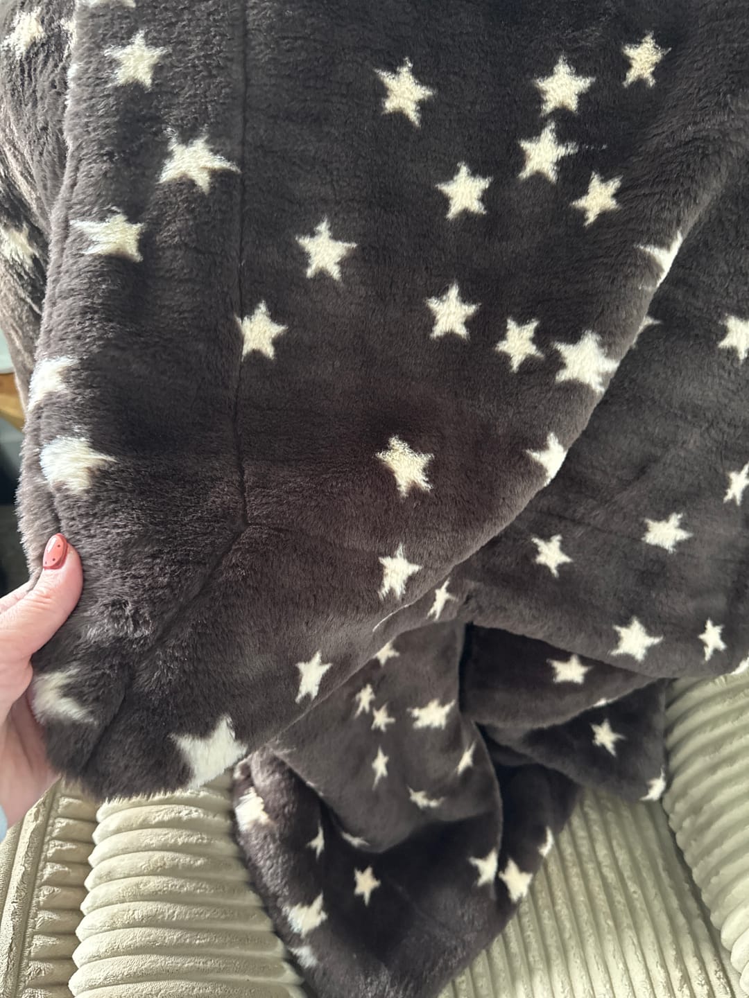 Customer photo review of Lush Halloween Stars Blanket