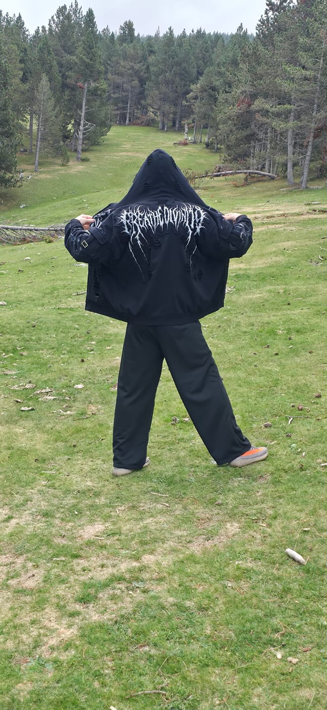 Customer photo review of Vindicator Tarnished Cargo Oversized Zip-up Hoodie [VOID BLACK]