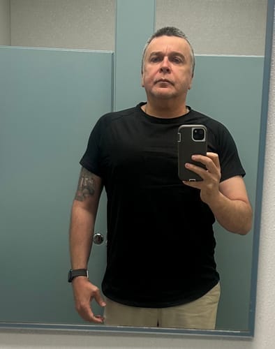 Customer photo review of AVERON FITFLEX TEE