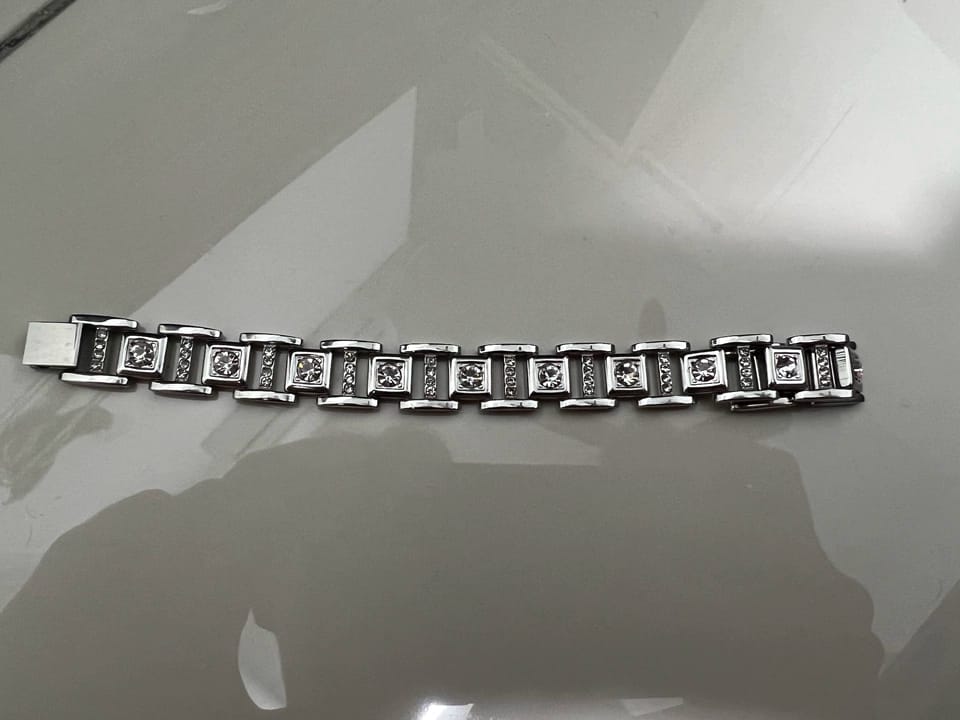 Customer photo review of Prism Link Bracelet