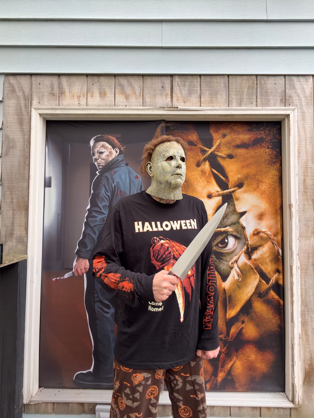 Customer photo review of HALLOWEEN: RETRO HORROR - LONG SLEEVE SHIRT