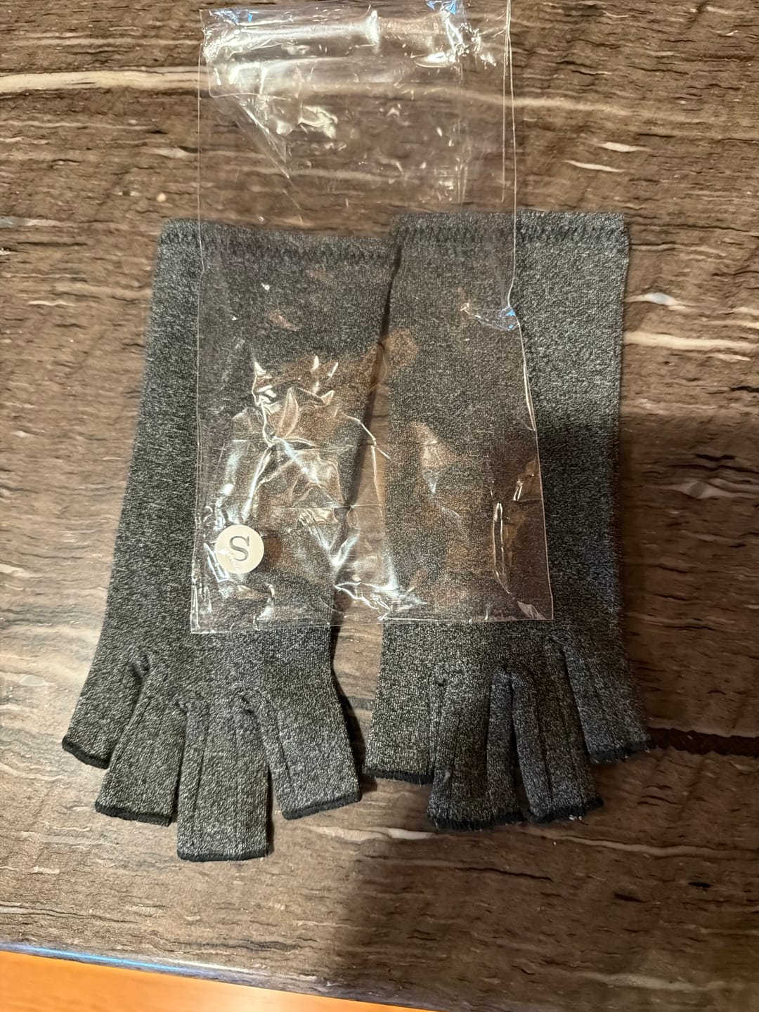 Customer photo review of Pain Relief Therapeutic Gloves