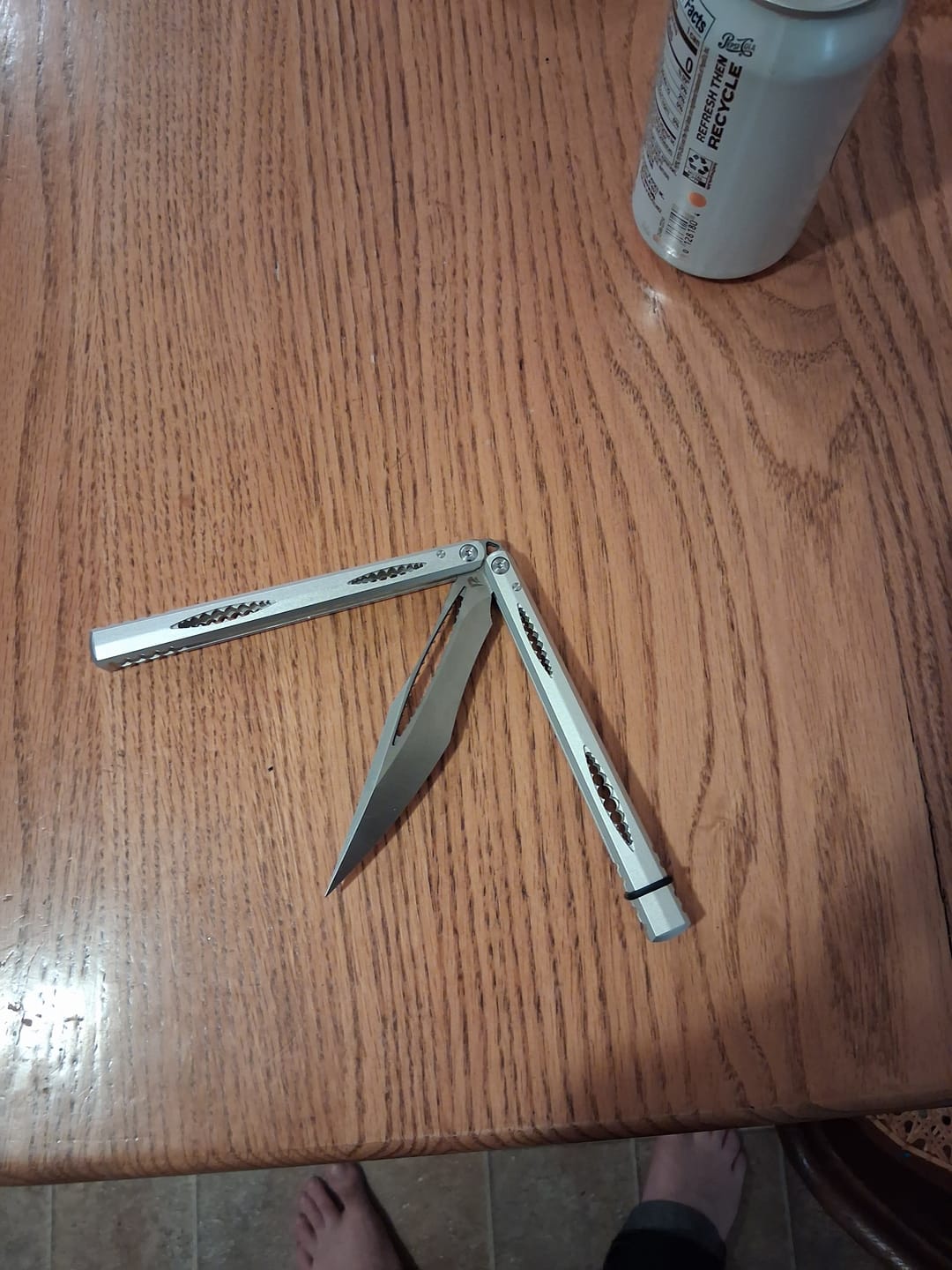 Customer photo review of Dingfeng Devourer/Glutton OG Design Balisong  7075 Aluminum Alloy Handle 9cr18mov Stainles Steel Blade Trainer Bushing