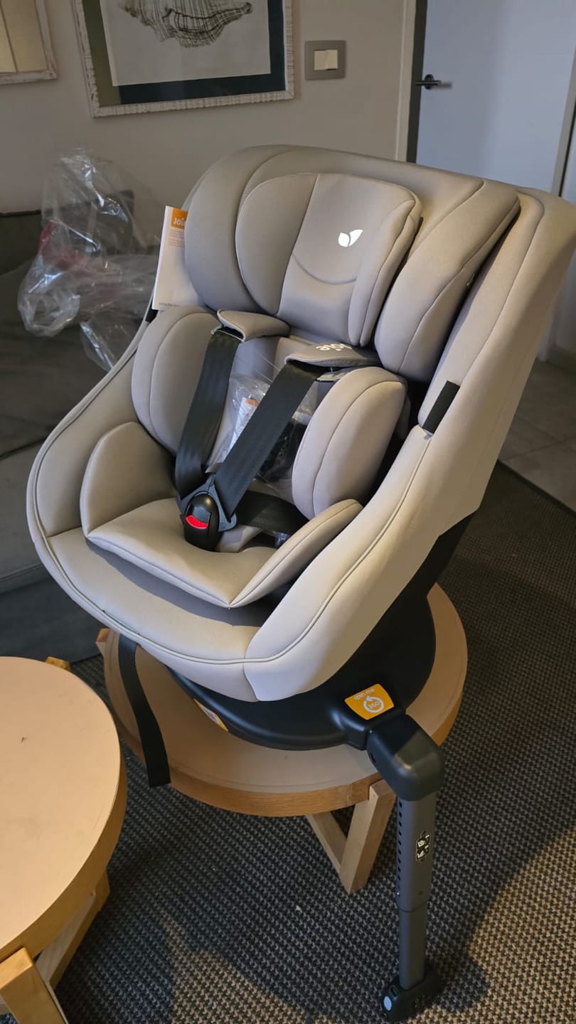 Customer photo review of Silla de Auto Giratoria Spin 360 Flannel - Joie