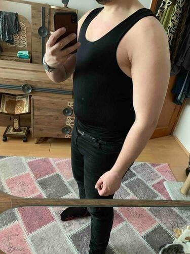 Customer photo review of VEYRON™ SlimCore — Débardeur de Compression pour Homme