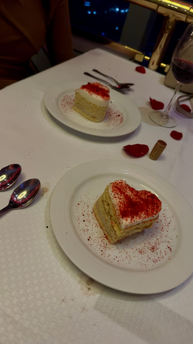 Customer photo review of Cena Romántica