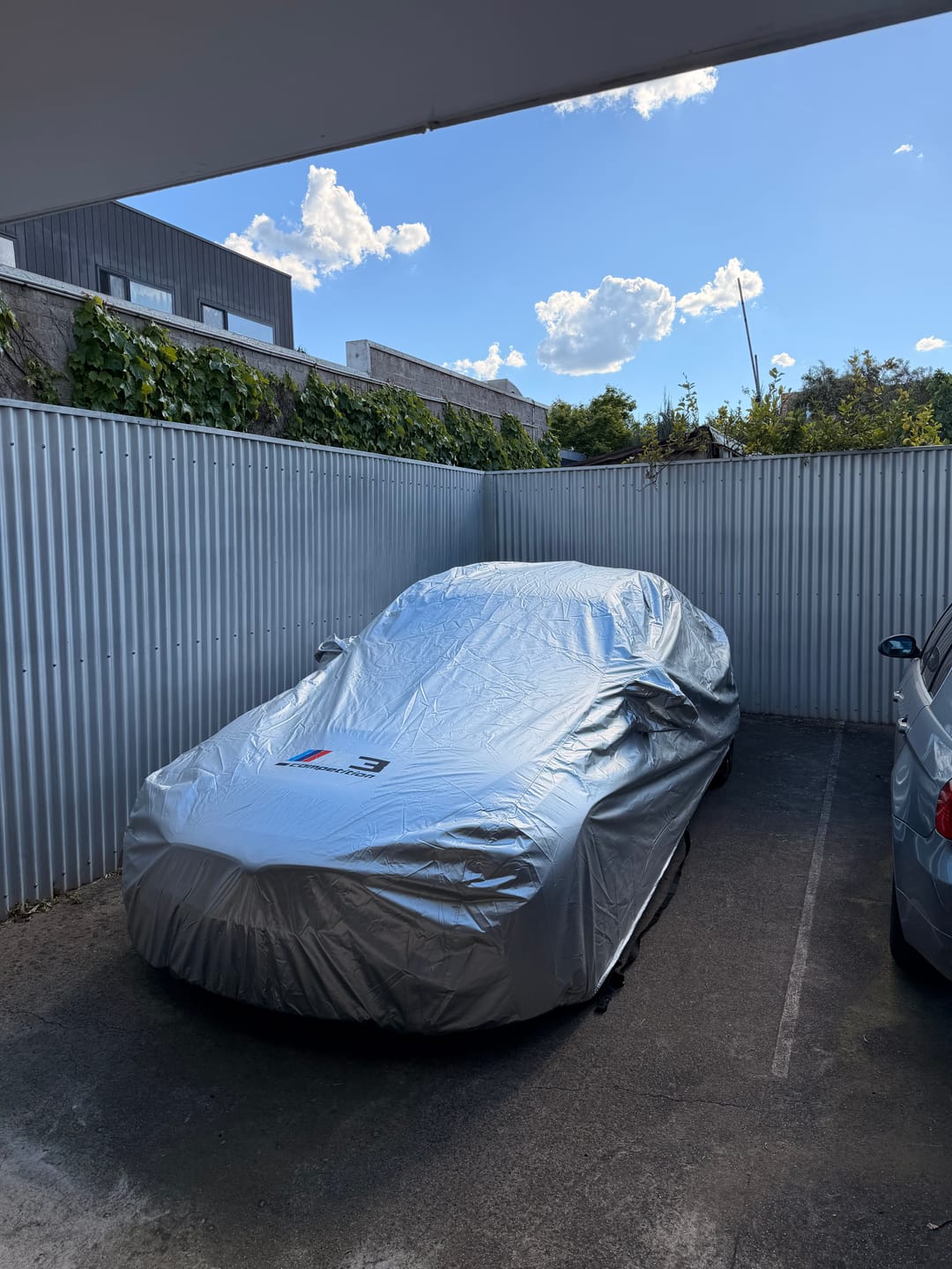 Customer photo review of CUSTOM WATERPROOF OUTDOOR CAR COVER FOR BMW