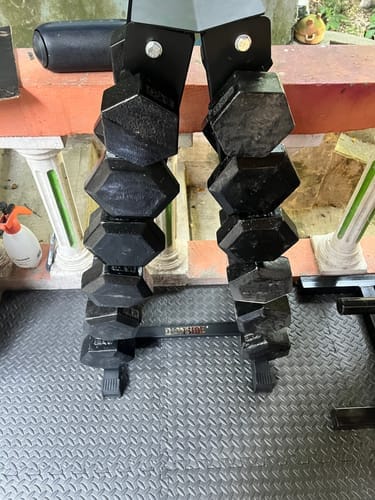 Customer photo review of Rack de Almacenamiento Mancuernas Triangular IRONSIDE