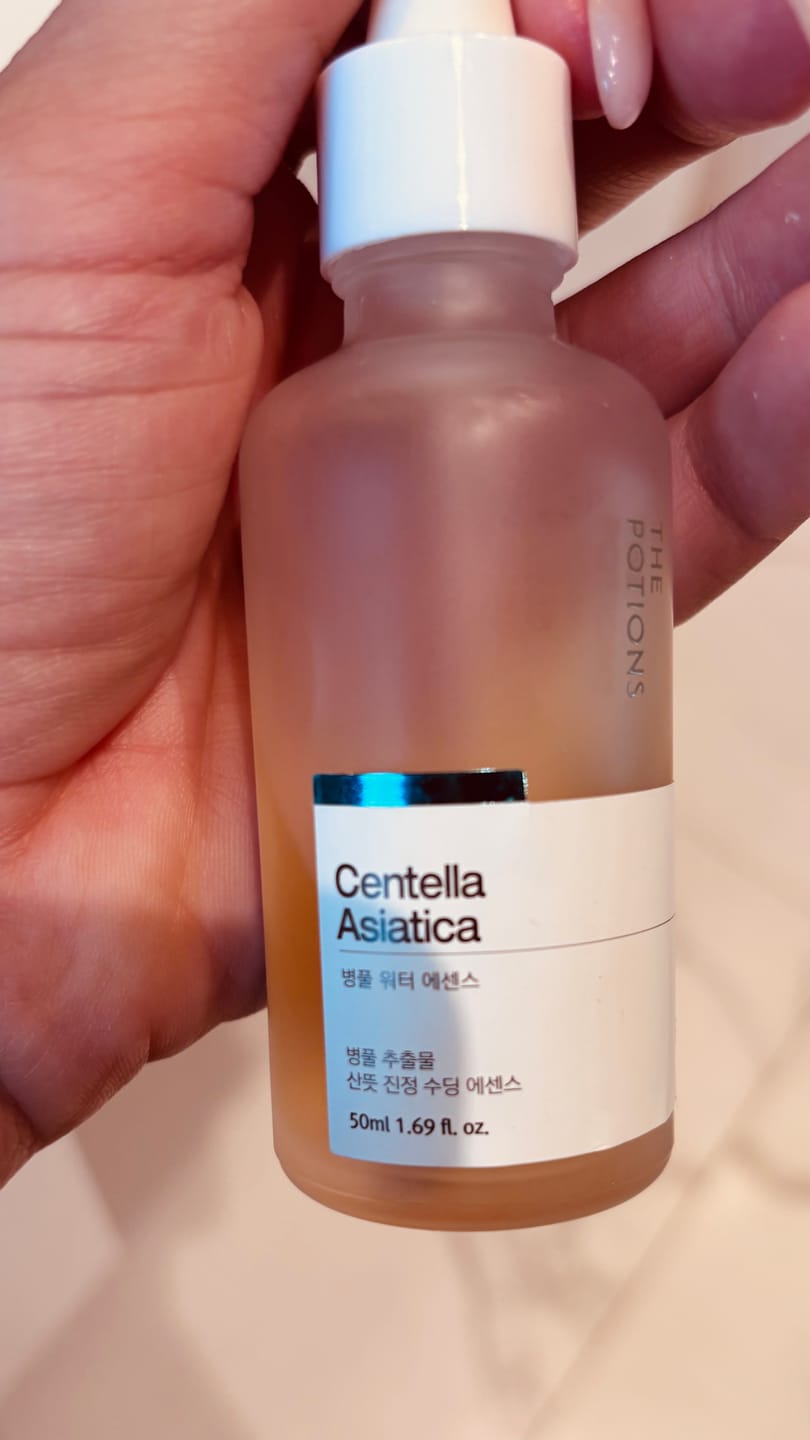 Customer photo review of The Potions Centella Asiatica Water Essens (20ml) - Helbredende og foryngende. Reduserer akne, psoriasis og eksem