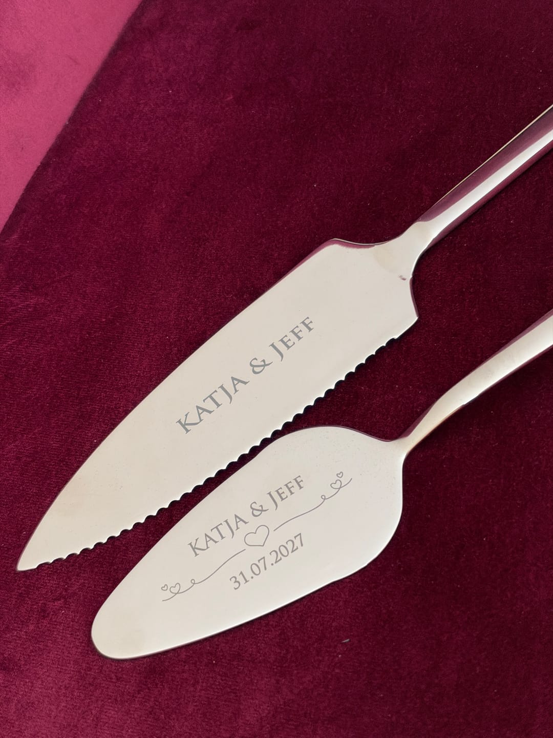 Customer photo review of Tortenbesteck im Set - Herzen - Mit persönlicher Gravur als Geschenk zur Hochzeit