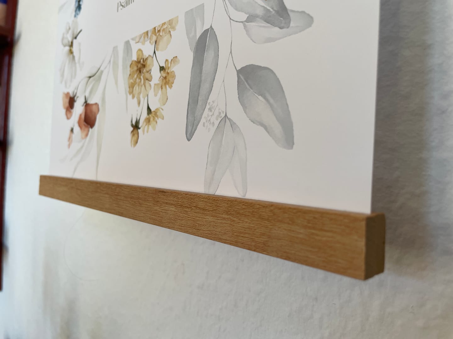 Customer photo review of Moderne Posterleisten · Teak · Holz Magnetleisten · A4 / A3