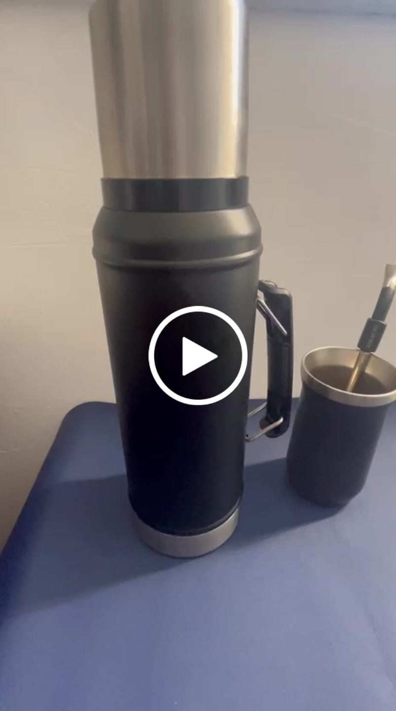 Customer video review of Termo Classic Negro | 950 ml