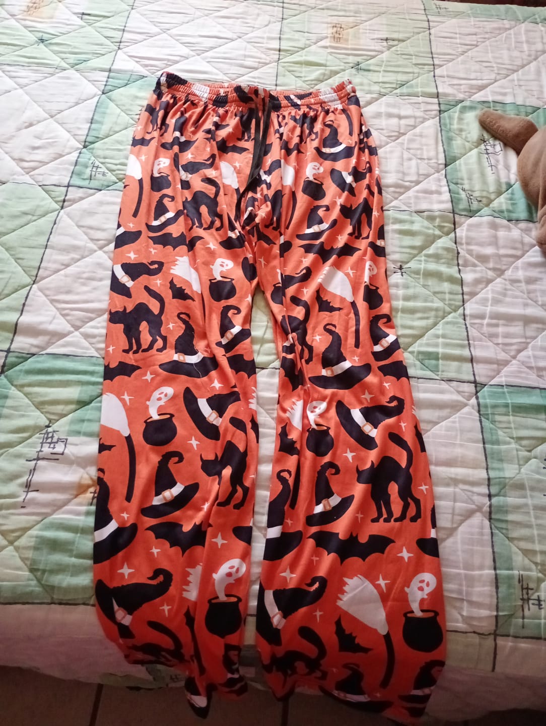 Customer photo review of Pantalón Pijama Halloween GRATIS