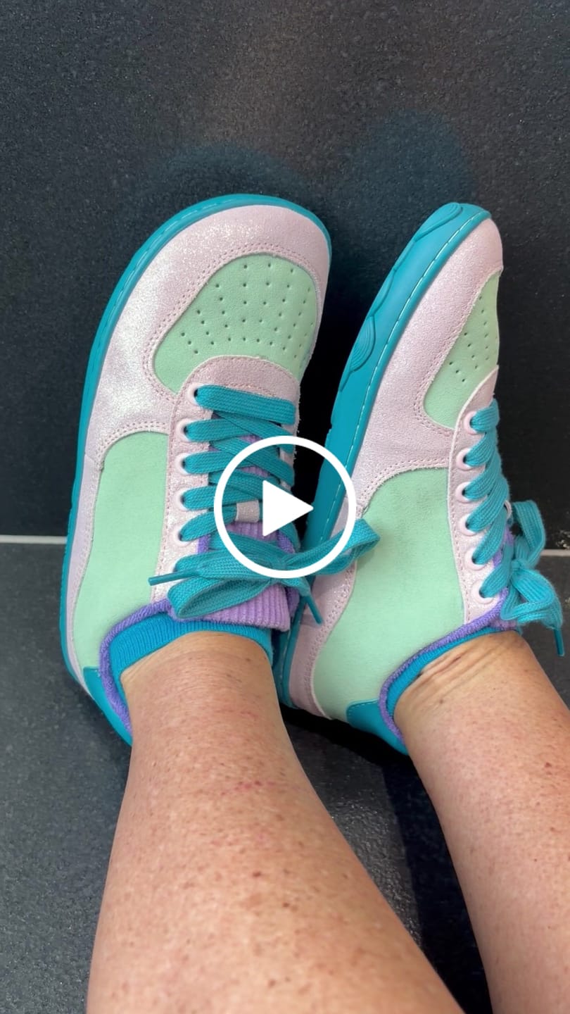 Customer video review of MINTY LOWS | SNEAKERS - ADULTS