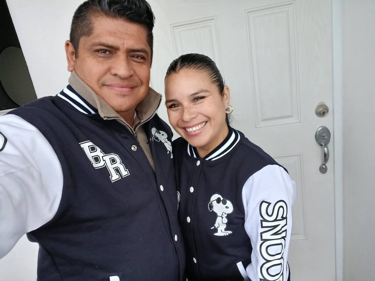 Customer photo review of Chamarra Universitaria Snoopy