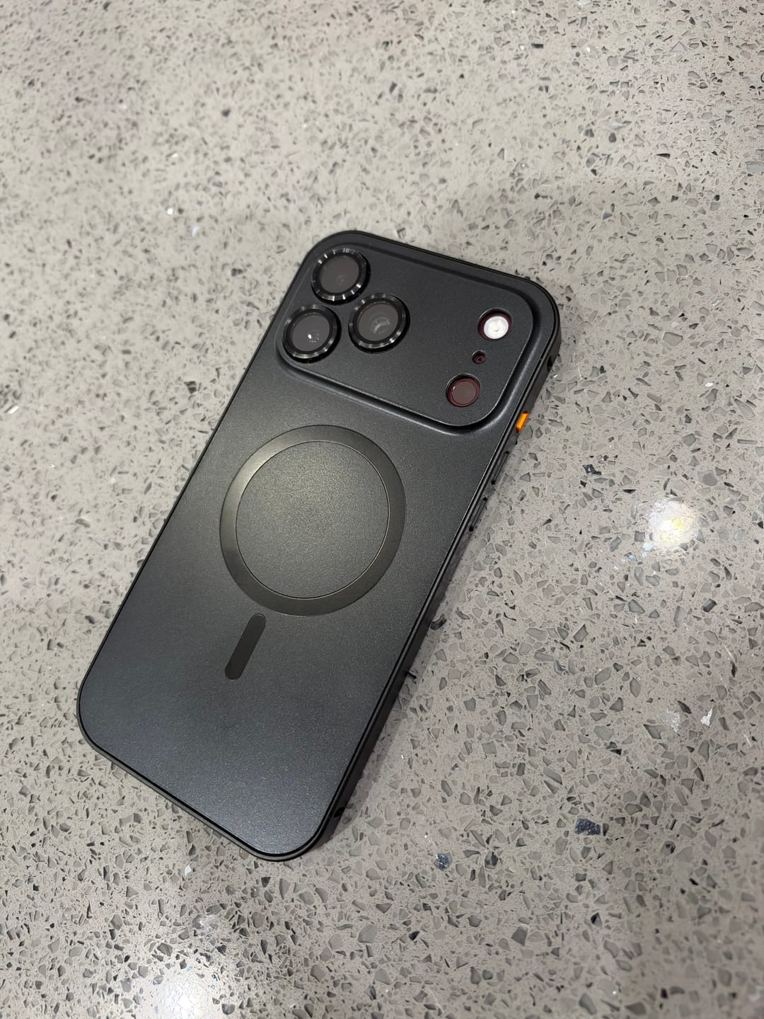 Customer photo review of MagCase Metal