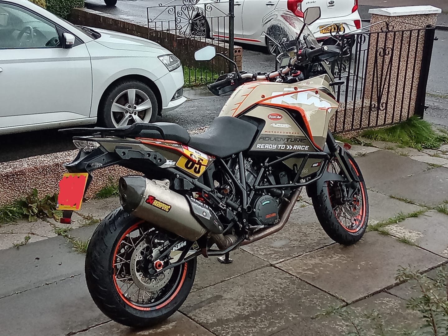 Customer photo review of KTM 1190 Adventure GRAPHICS - "WAYPOINTER" (Sand)