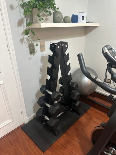 Customer photo review of Rack de Almacenamiento Mancuernas Triangular IRONSIDE