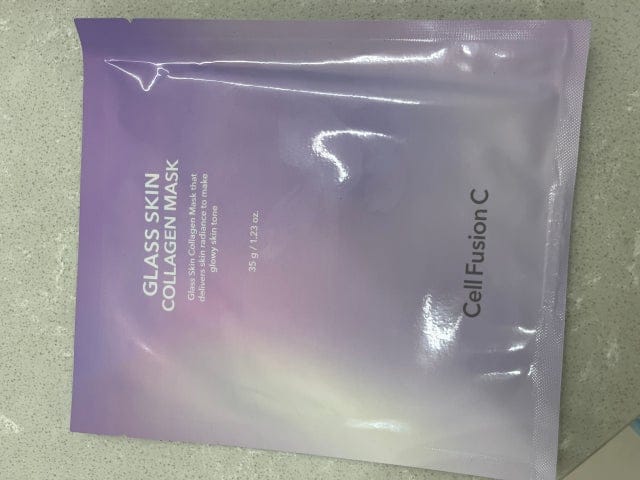 Customer photo review of Glass Skin Collagen Mask (5 sheets)