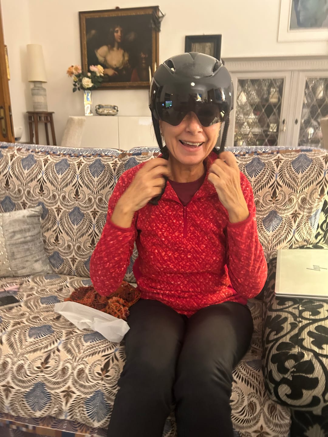 Customer photo review of Vakole Integrally Molded Bicycle Helmet with Magnetic Goggles