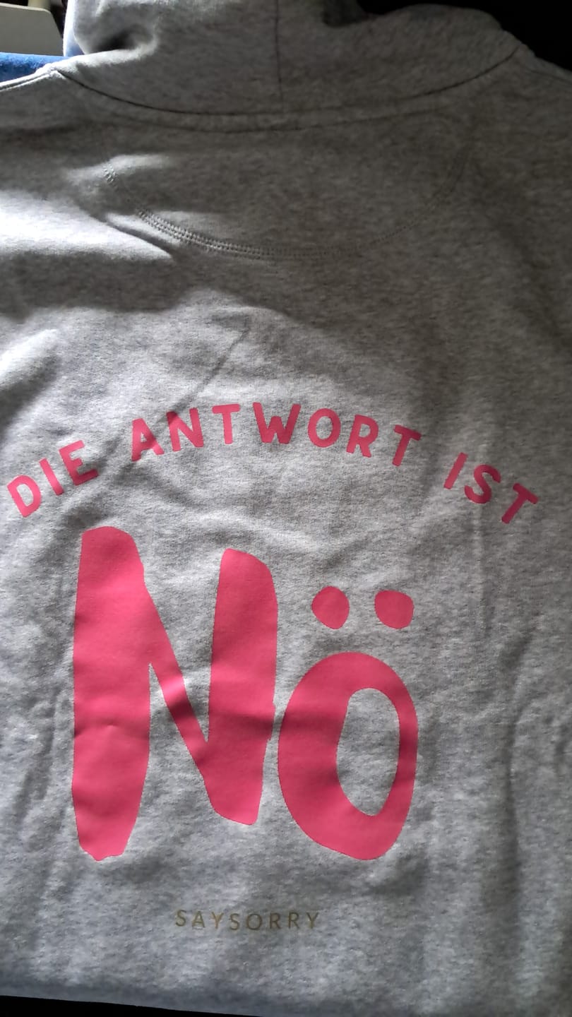 Customer photo review of Organic unisex Hoodie in vielen Farben »Die Antwort ist Nö«