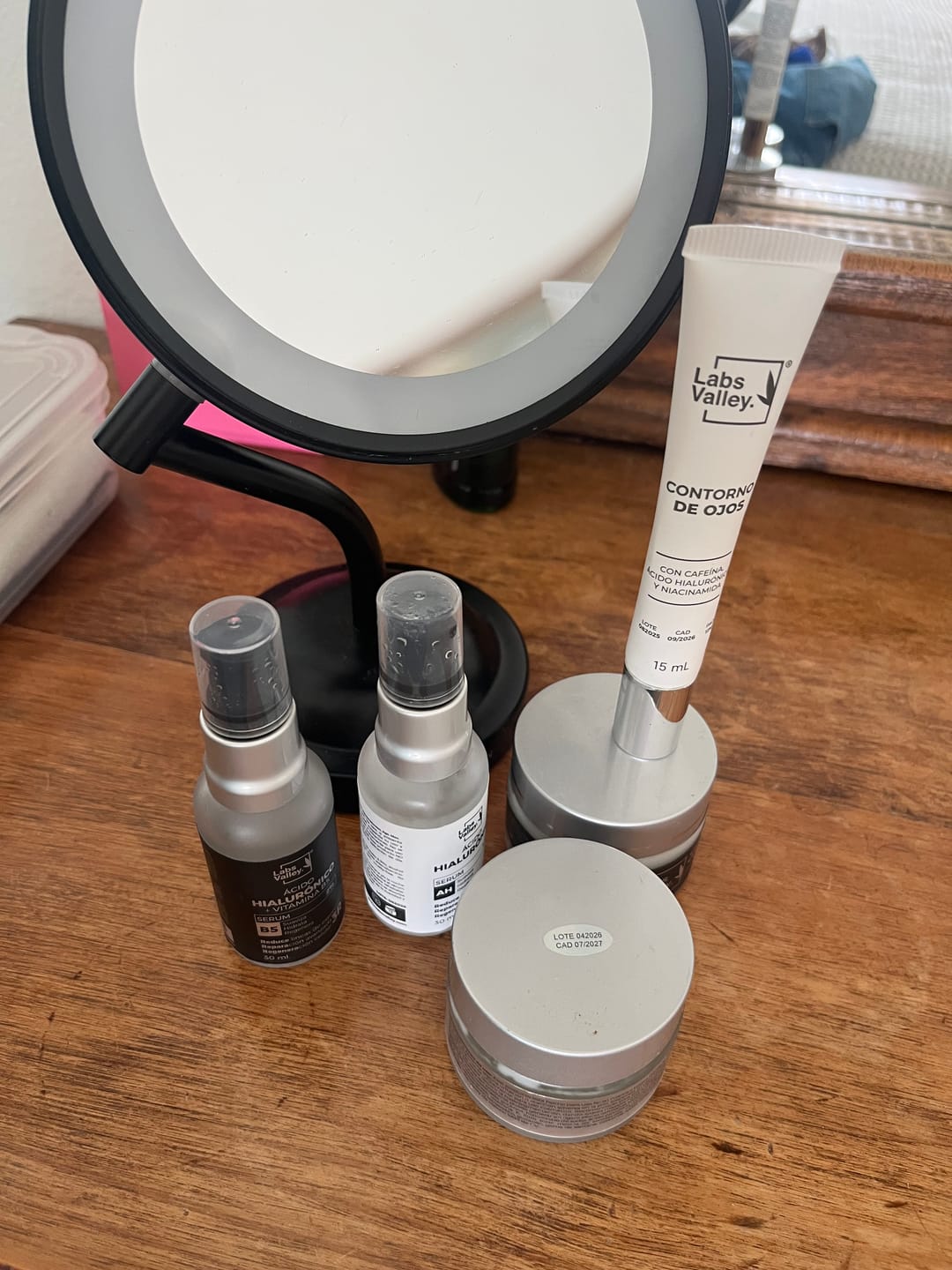 Customer photo review of Contorno de Ojos + Kit Pieles Maduras