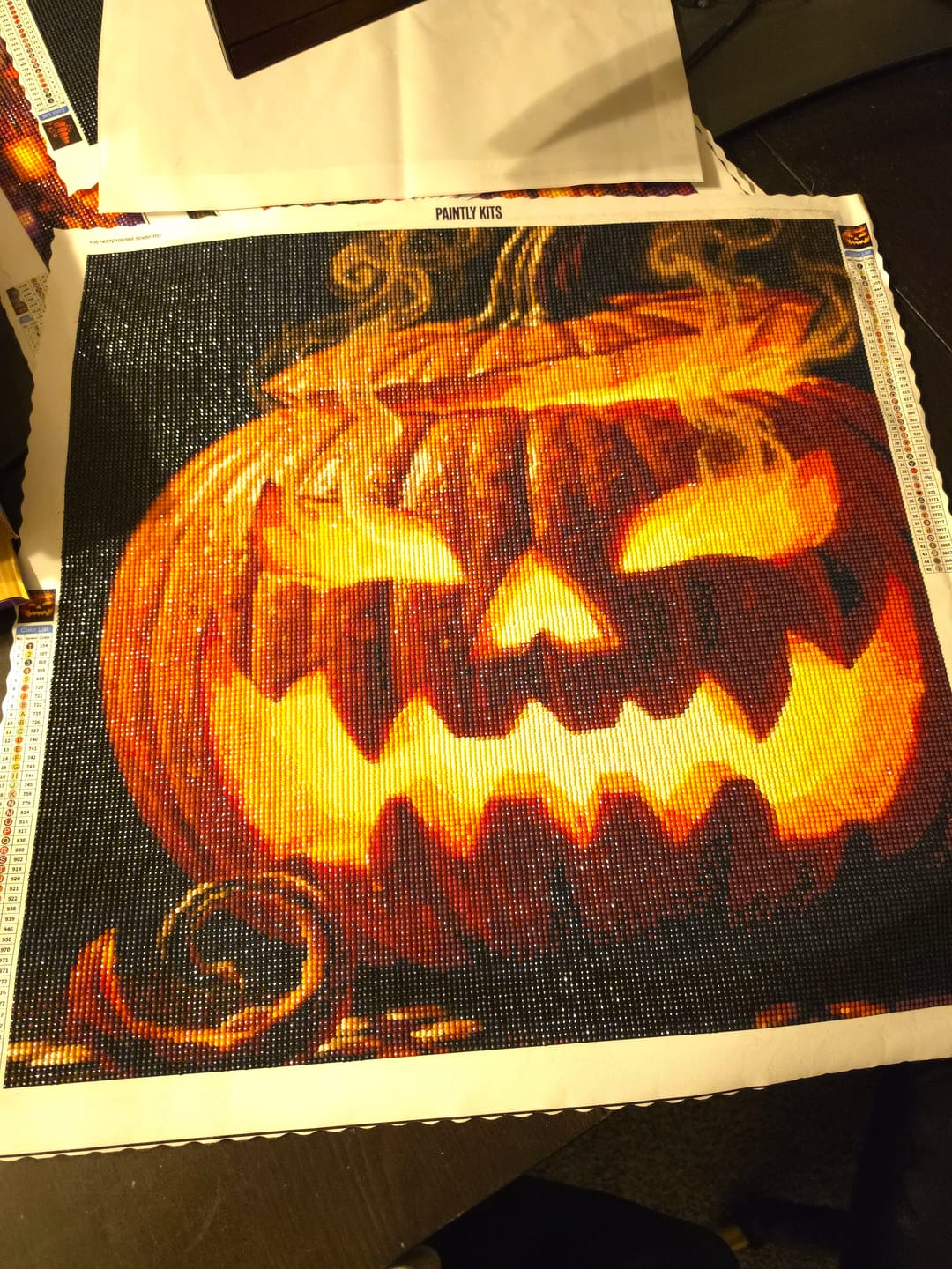 Customer photo review of The Great Lantern Face (Diamond Painting)