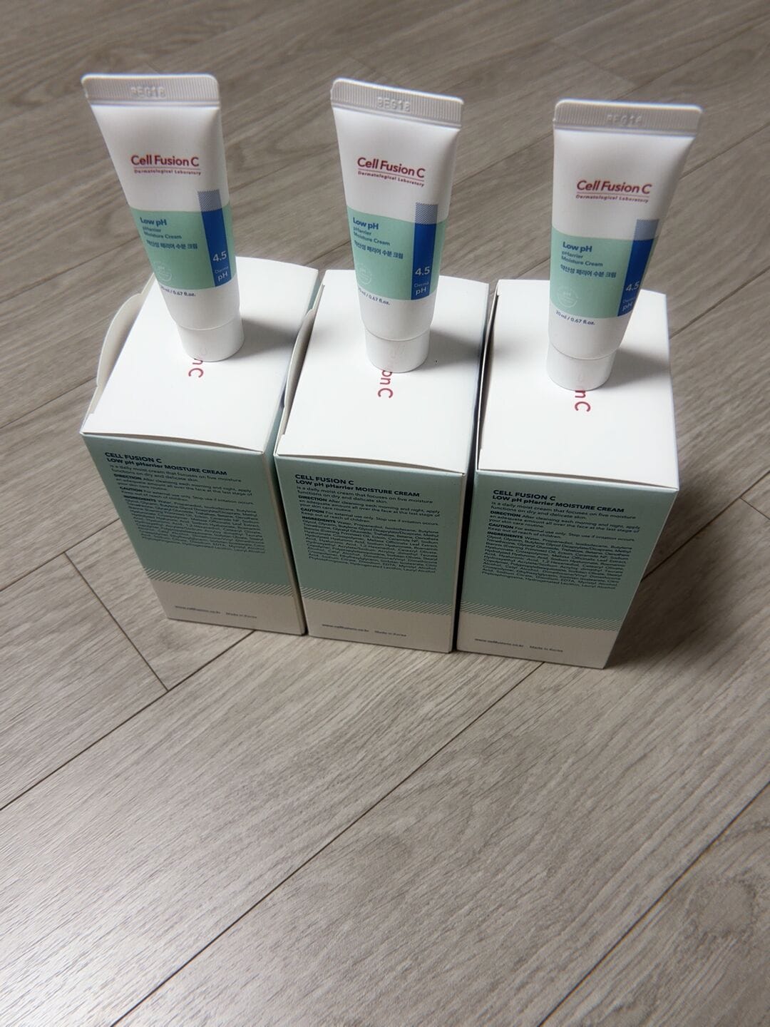 Customer photo review of Low pH pHarrier Moisture Cream