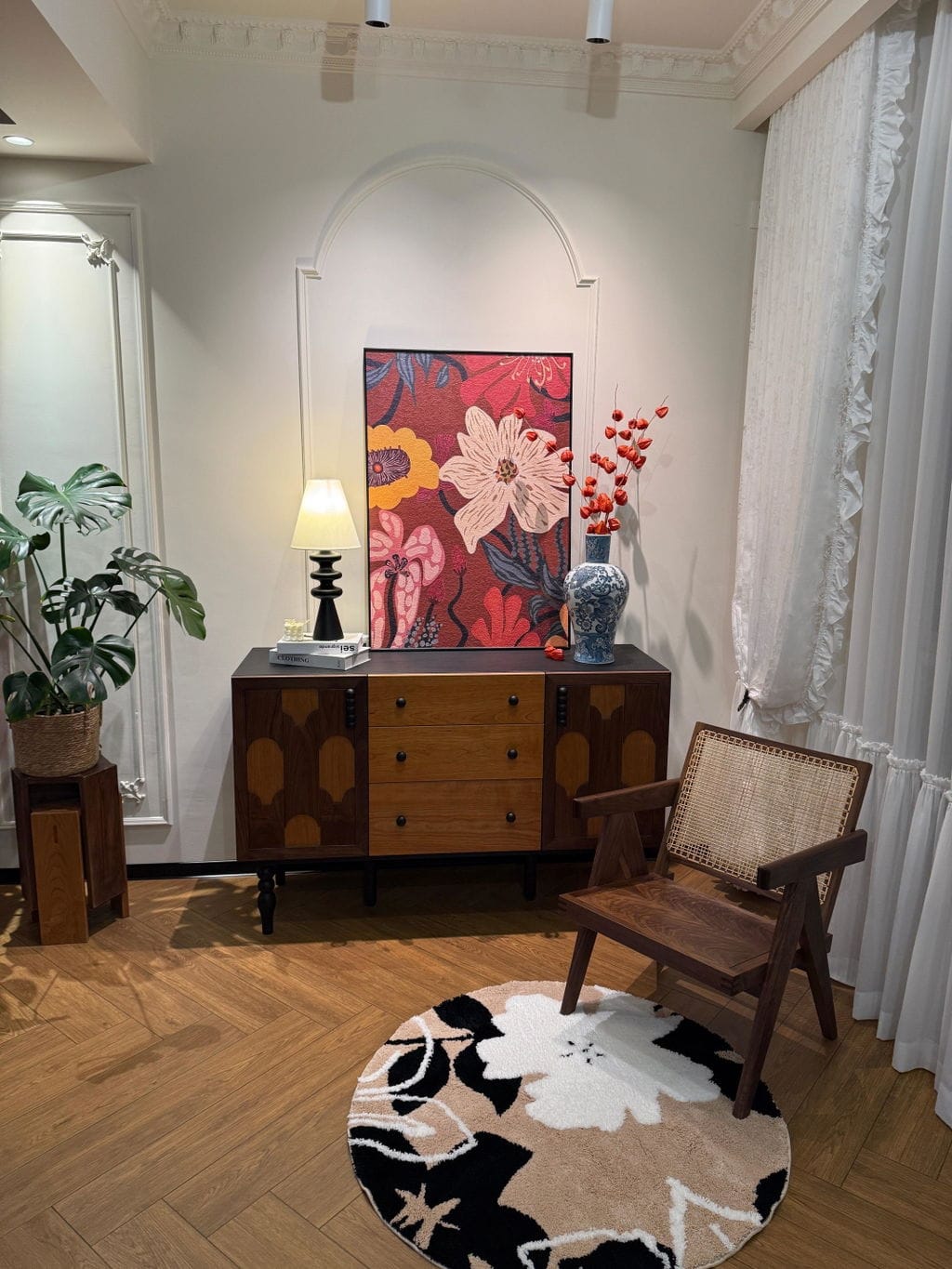Customer photo review of Sculpted Base Table Lamp, White Fabric Shade, 50 cm Tall