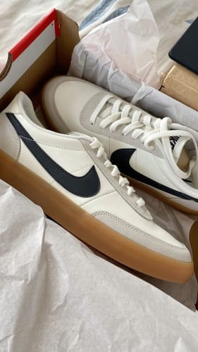 Customer photo review of The Shoesxva