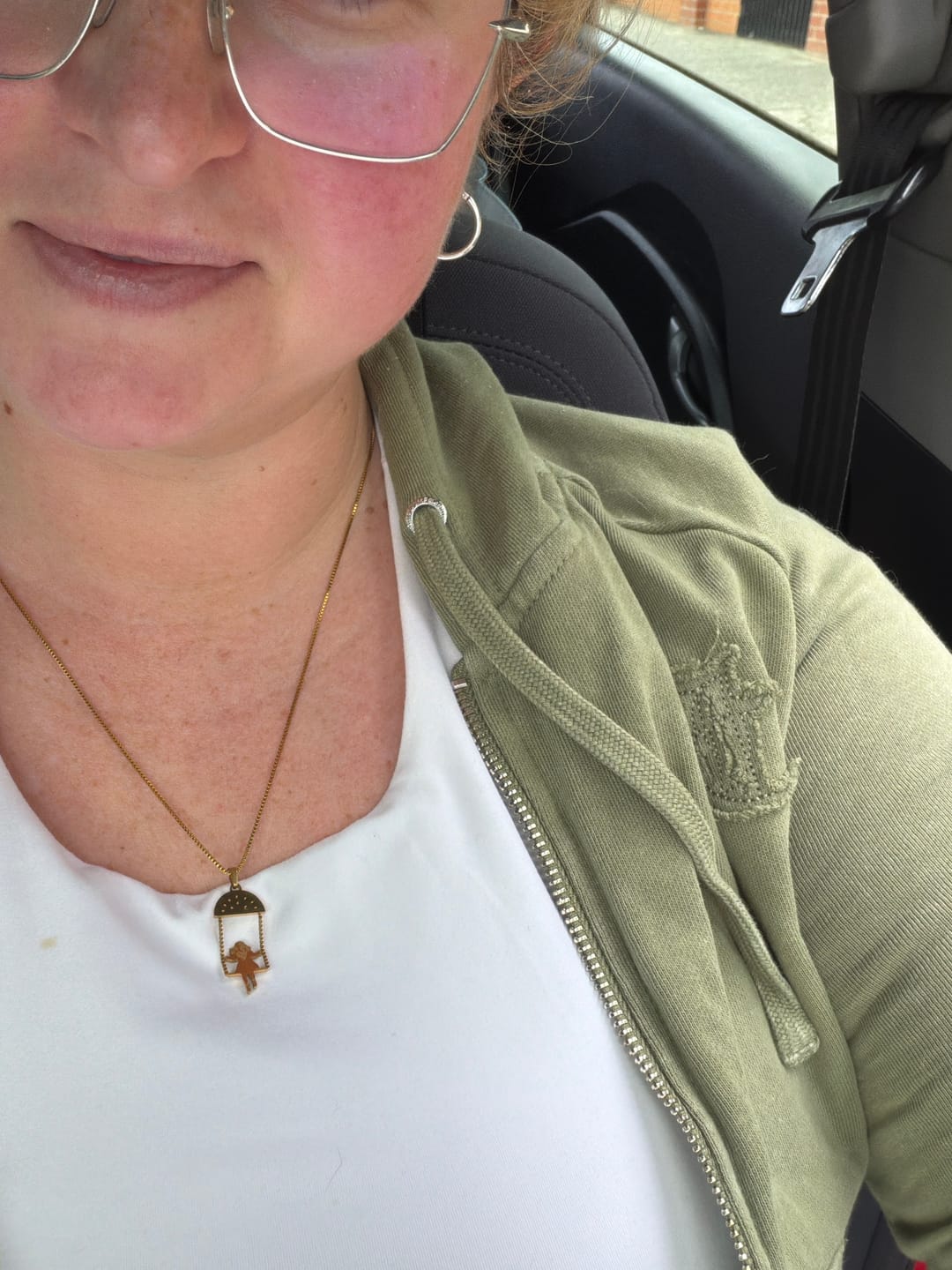 Customer photo review of Amina in the Air Necklace - Gold