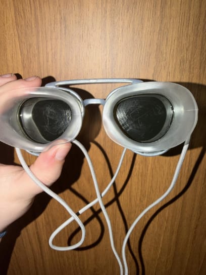 Customer photo review of The Premium Retro Sun Goggles