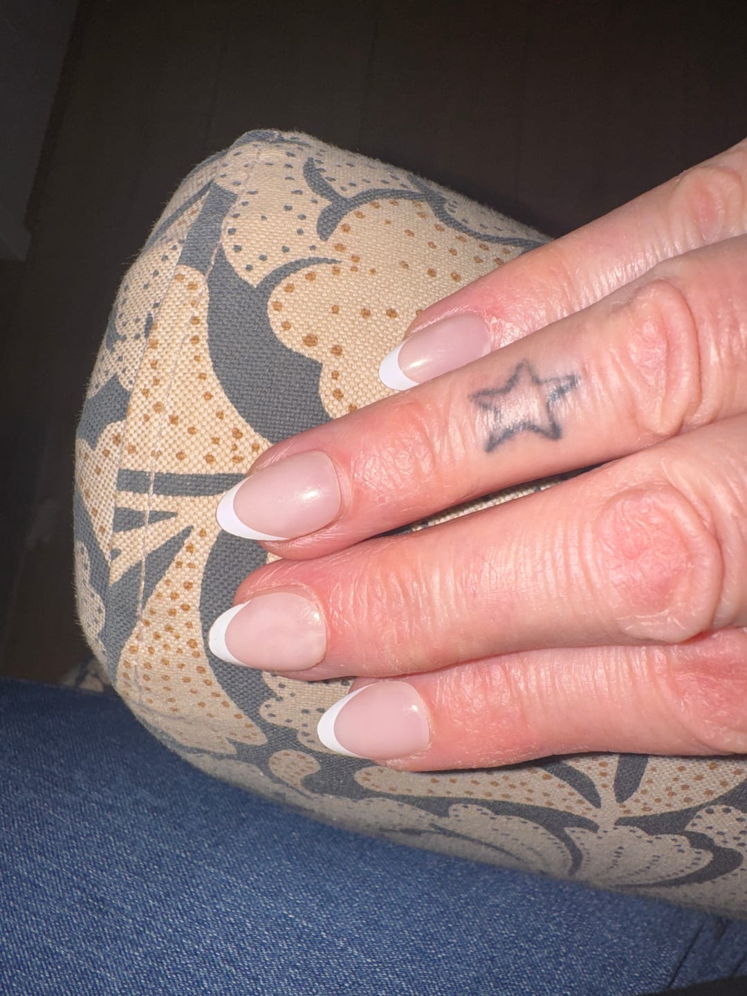 Customer photo review of Glue Stickers V2