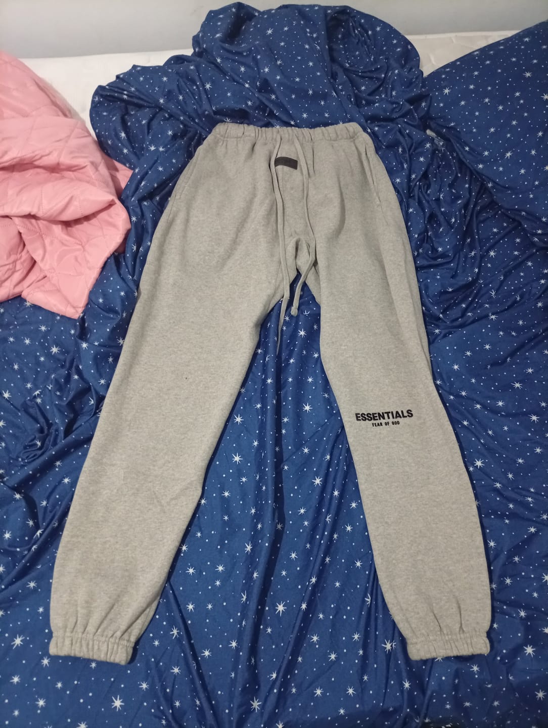 Customer photo review of ESSENTIALS | מכנס ארוך - grey/black
