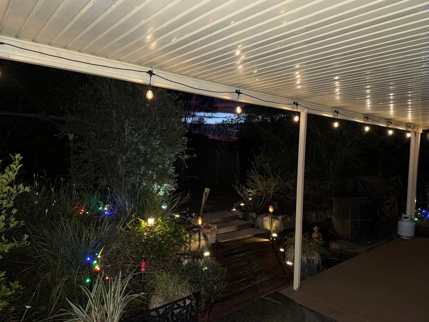 Customer photo review of GardenBrite™ Solar LED Wall Lights
