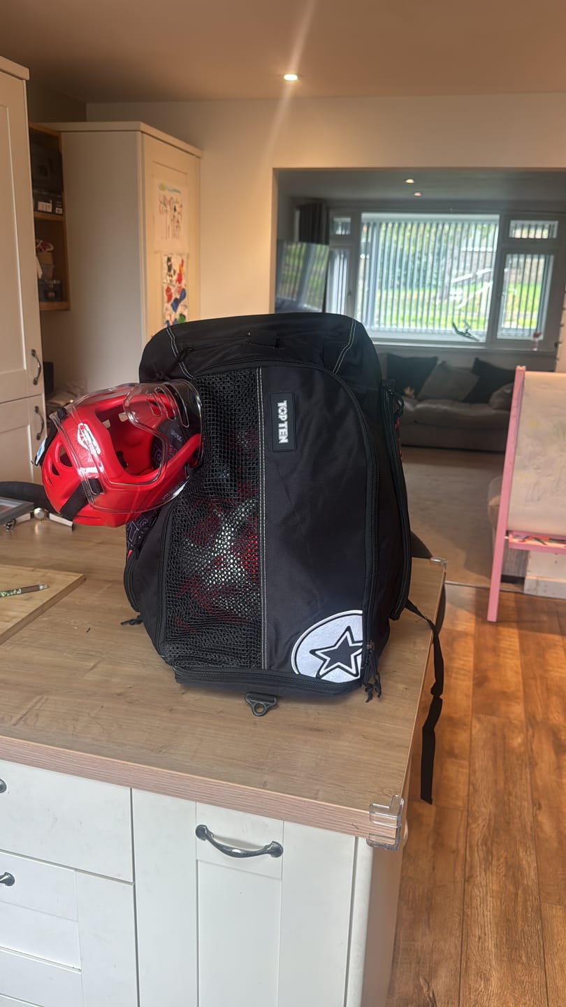 Customer photo review of TOP TEN Holdall(92cm) / Backpack - Sports bag "be4"