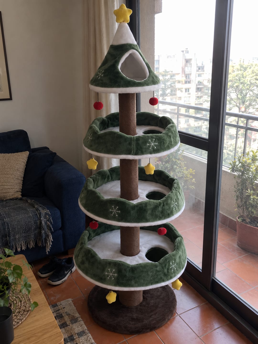 Customer photo review of MichiTree© Christmas Tree for Cats