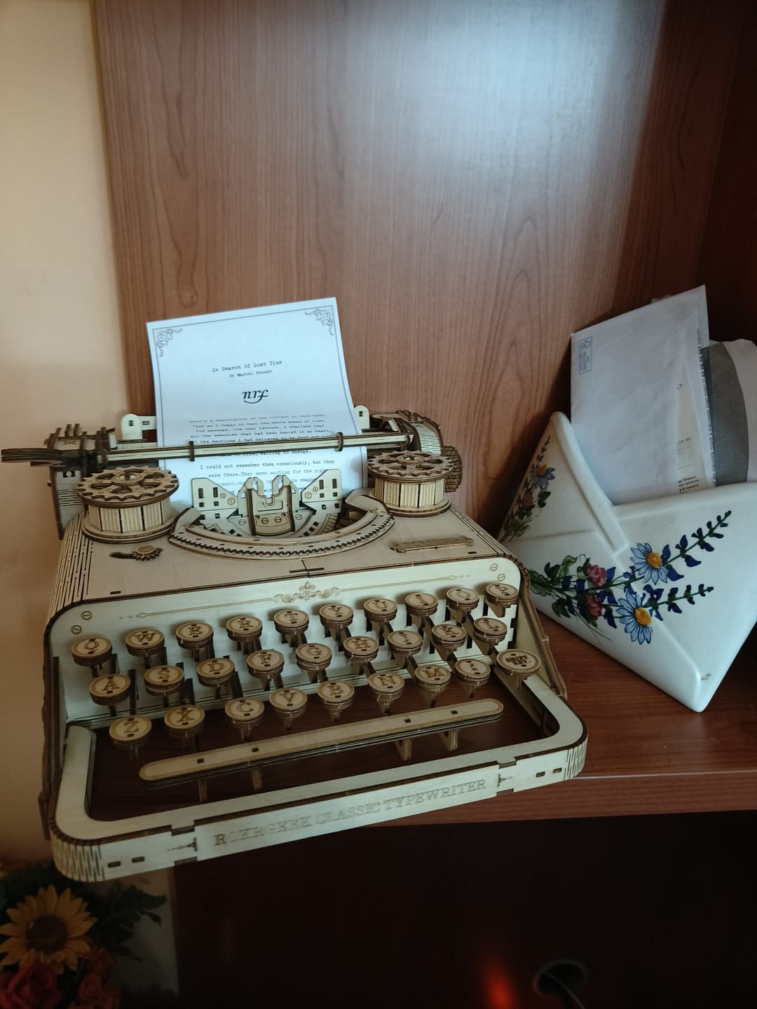 Customer photo review of Rokrgeek Classic Typewriter Mechanical 3D Wooden Puzzle