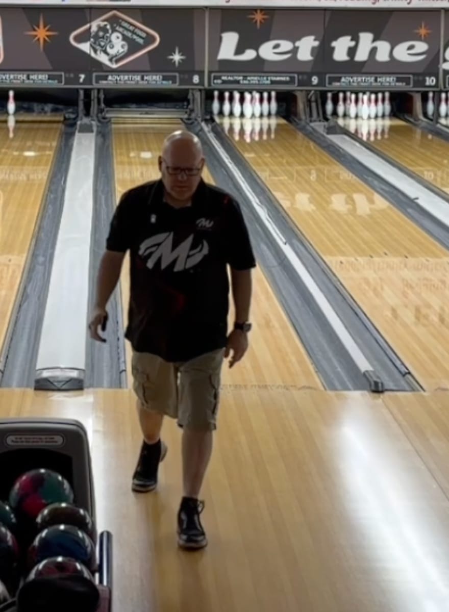 Customer photo review of Motiv - Sigma Tour Pearl - Bowling Jersey