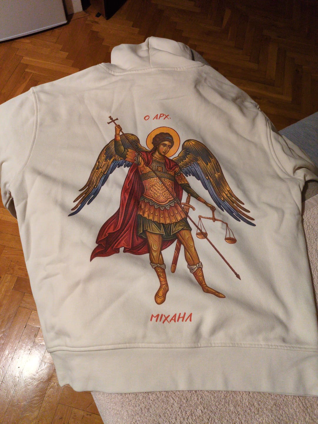 Customer photo review of ARCH MICHAEL | Premium Hoodie